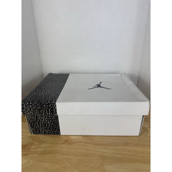 Nike Air Jordan 12 Retro Black University Gold 130690-070 Size‎ 11.5 - Picture 16 of 16